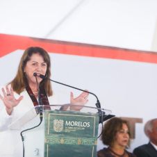 Margarita González Saravia anuncia obras para Morelos