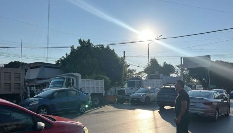 Transportistas han bloqueado la Paloma de la Paz