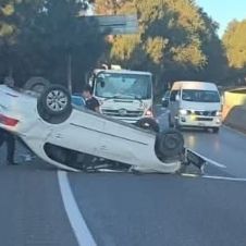 Volcadura en la Autopista México-Cuernavaca