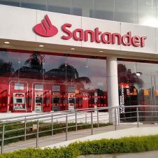 Banco Santander Pabellón Vista Hermosa