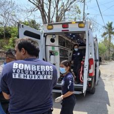 Herido en la mano por cortar leña en Jojutla Herido en la mano por cortar leña en Jojutla