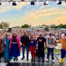 Santos Tavarez celebra el Día del Niño en Emiliano Zapata