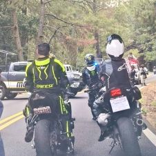 Cierran la México-Cuernavaca tras riña armada entre automovilista y biker