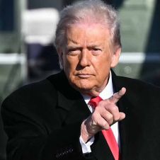 Donald Trump lanza dura advertencia a México