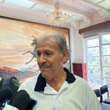 Dagoberto Rivera se compromete a renovar sus unidades, sí o sí. Dagoberto Rivera se compromete a renovar sus unidades, sí o sí.
