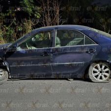 Abandonan auto accidentado en Cañón de Lobos