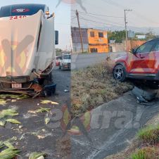 Choque de tráiler en libramiento de Yecapixtla