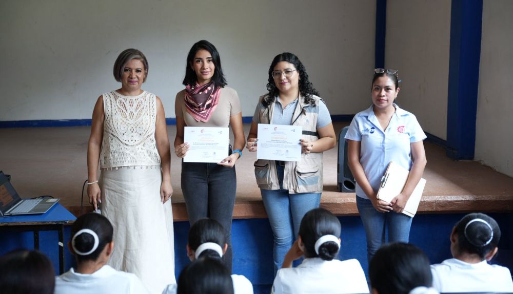 El Gobierno de Morelos realizó un taller laboral en el CBTis 232 de Tetecala para orientar a jóvenes sobre oportunidades de empleo formal y movilidad internacional. El Gobierno de Morelos realizó un taller laboral en el CBTis 232 de Tetecala para orientar a jóvenes sobre oportunidades de empleo formal y movilidad internacional.