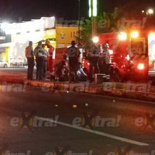 Falta de visibilidad provoca caída de motociclista en la colonia Lázaro Cárdenas