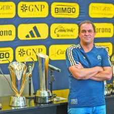 André Jardine dijo adiós al América tras histórico Tricampeonato