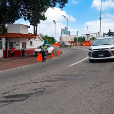 Peligro en la autopista México-Cuernavaca por oficinas de CAPUFE