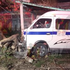 Colectiva choca contra arbol en la carretera Mexico-Oaxaca Cuautla