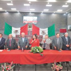 TANIA Y SUS AMIGOS