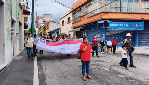 Protesta vespertina en Cuernavaca por parte de profesores