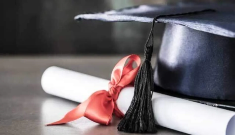 Graduaciones escolares, un golpe al bolsillo de los papás