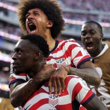 Estados Unidos debuta con goliza ante Paraguay: 4-1 Estados Unidos debuta con goliza ante Paraguay: 4-1