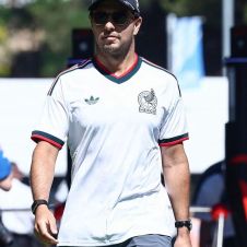Mal inicio para Checo Pérez: así le fue en su regreso a la pista en Barcelona