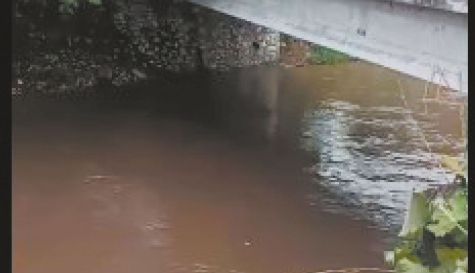 La Direc­ción de Pro­tec­ción Civil y Bom­be­ros de Jojutla man­tiene un ope­ra­tivo de vigi­lan­cia per­ma­nente en el cauce del río Apat­laco