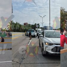 Triple accidente vial en el Paso Express de Cuernavaca colapsa el tráfico