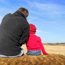 Invitan a reflexionar sobre el día del padre
