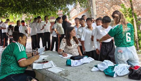 Programa de Uniformes Escolares Gratuitos 2026