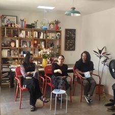 La destacada ilustradora morelense Amira Aranda presenta su más reciente obra titulada Abecedario de artistas inigualables.