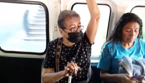 Abuelitos seguirán pagando 5 pesos