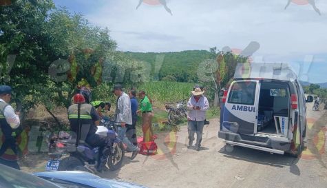 Choque frontal de motociclistas en Tlaquiltenango deja heridos