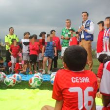 Daniel Martínez Terrazas equipa al club Barona Jr en Cuernavaca
