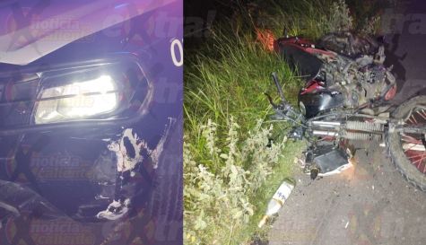 Motociclistas se estrellan contra una patrulla en Ayala