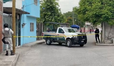 Hallan cuerpo de un hombre maniatado y ahorcado en Temixco
