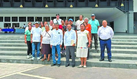 Comerciantes de Tepoztlán buscan certeza jurídica de sus locales en el Congreso