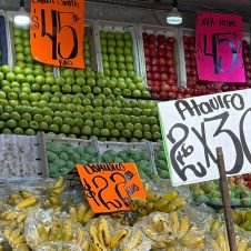 Baja la canasta básica en el mercado ALM de Cuernavaca