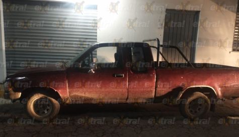 Hallan camioneta robada en colonia La Joya.