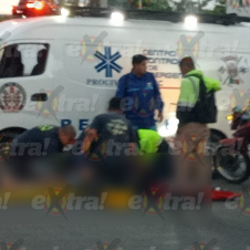 Motociclista lesionado tras fuerte accidente en Paseo Cuauhnáhuac