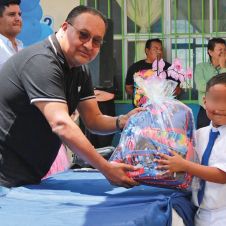 FELICITACIONES FELICITACIONES