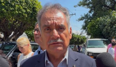 Continúan llegando unidades a la calle de palo grande pero hasta ahorita todavía no hay movimiento   2026 07 15T191212.789