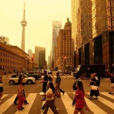 Alertas de aire peligroso por el humo de incendios en Canadá Alertas de aire peligroso por el humo de incendios en Canadá