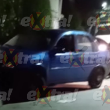 Accidente en Zacatepec: Choca contra jardinera por usar el celular