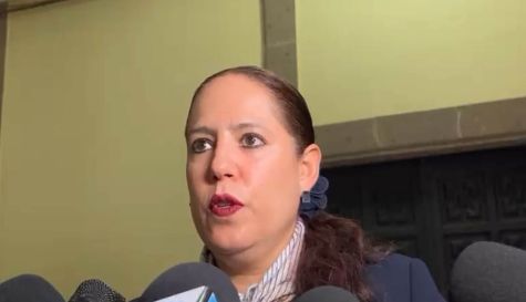 Regularán uso del celular en escuelas de Morelos en nivel medio superior