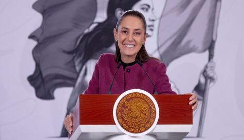 Sheinbaum busca la regulación de redes sociales en niños en México