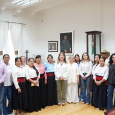 Artesanas de Hueyapan logran ventas de 639 mil pesos y llegan a EEUU
