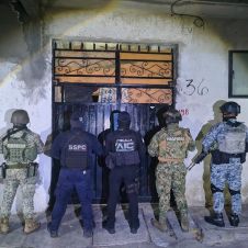 Cateo en Temixco: Decomisan armas, droga y drone en la Rubén Jaramillo Cateo en Temixco: Decomisan armas, droga y drone en la Rubén Jaramillo