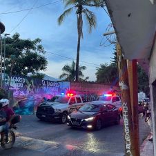 Asalto armado en Temixco: Roban marisquería y golpean a empleados Asalto armado en Temixco: Roban marisquería y golpean a empleados