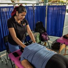 Realizan jornada de salud gratuita en Acatlipa, Temixco