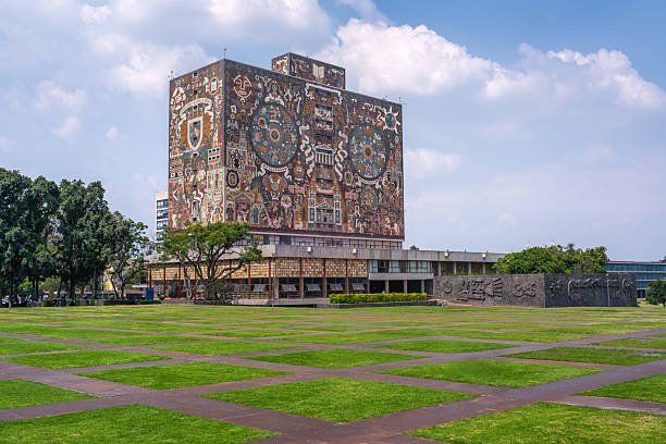 UNAM aplica examen de control por irregularidades en admisión 2026