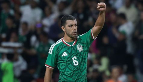 El mediocampista mexicano prioriza el proyecto deportivo en el balompié europeo por encima de propuestas económicas en Oriente Medio.