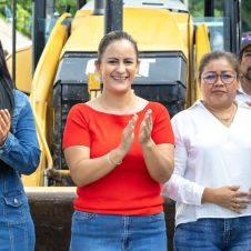 Puente de Ixtla inicia pavimentación en la comunidad El Estudiante