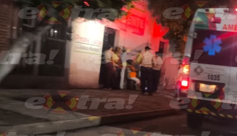 Mujer sufre aparatosa caída en Cuautlixco Mujer sufre aparatosa caída en Cuautlixco