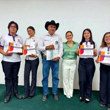 La alianza académica busca detonar la innovación comercial en favor de las familias del campo ixtleco.